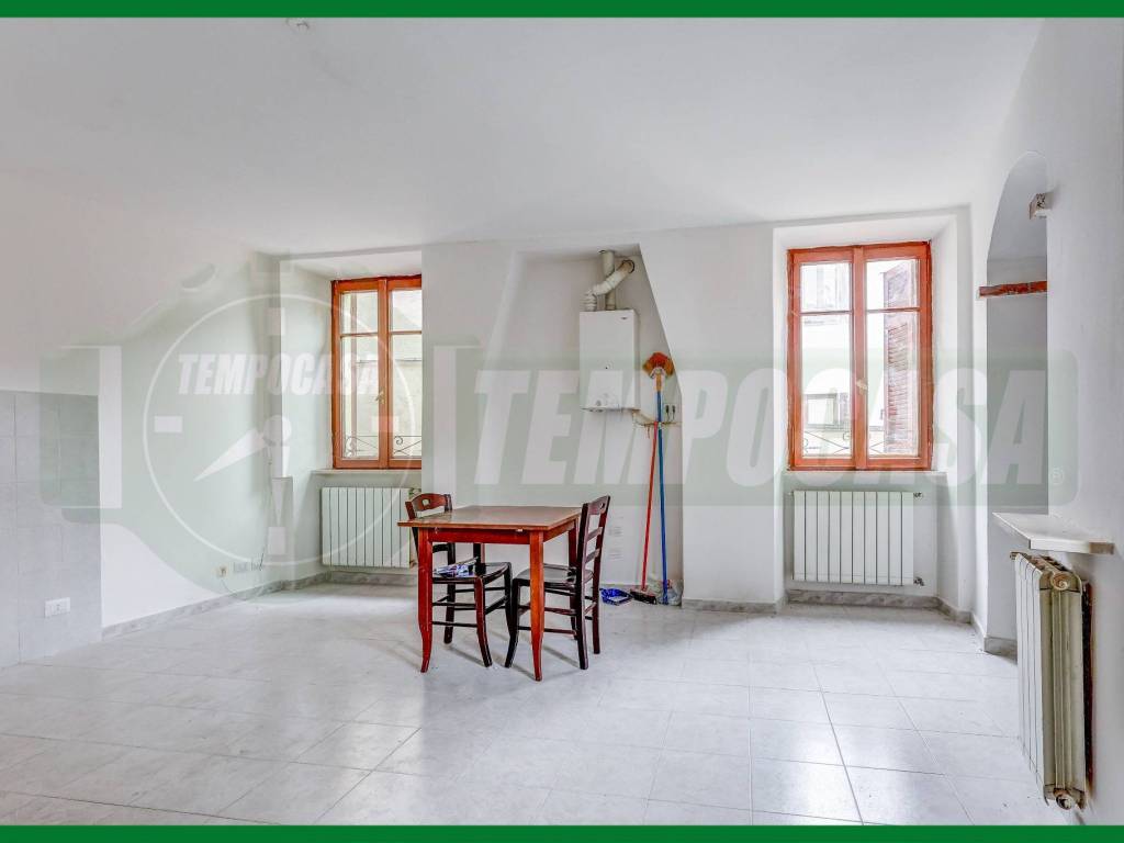 Appartamento a Monvalle in Via Luigi Cadorna, 1 - Foto 2