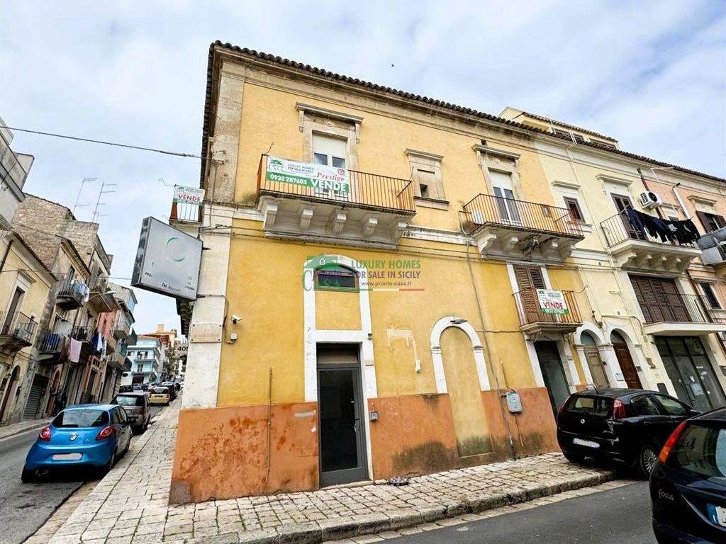 Casa indipendente a Ragusa in Via 4 Novembre, 115 - Foto 2