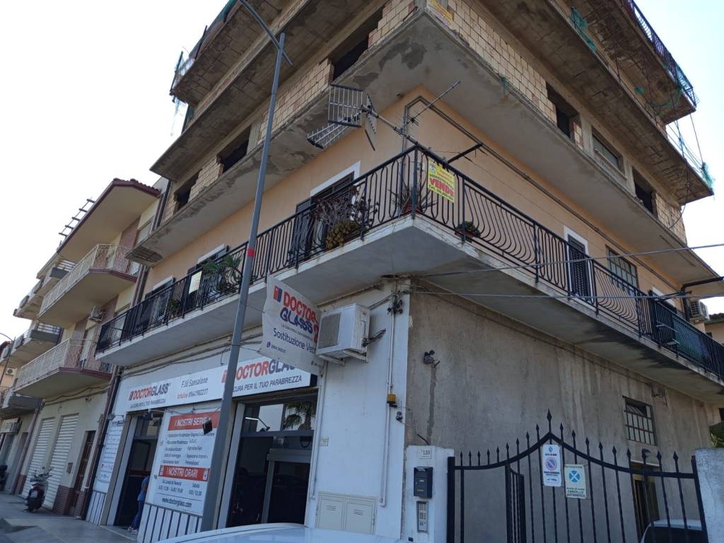 Appartamento a Locri in Via Guglielmo Marconi, 159 - Foto 2