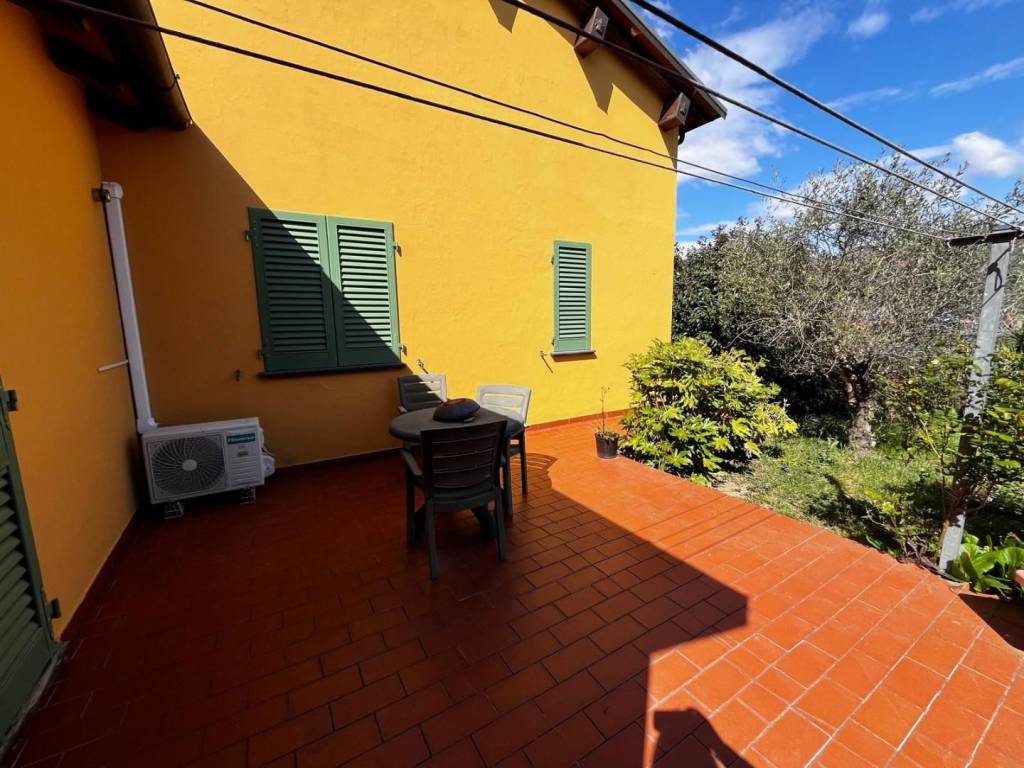 Villetta a schiera a Castelnuovo magra in Via Palvotrisia, , 63 - Foto 4