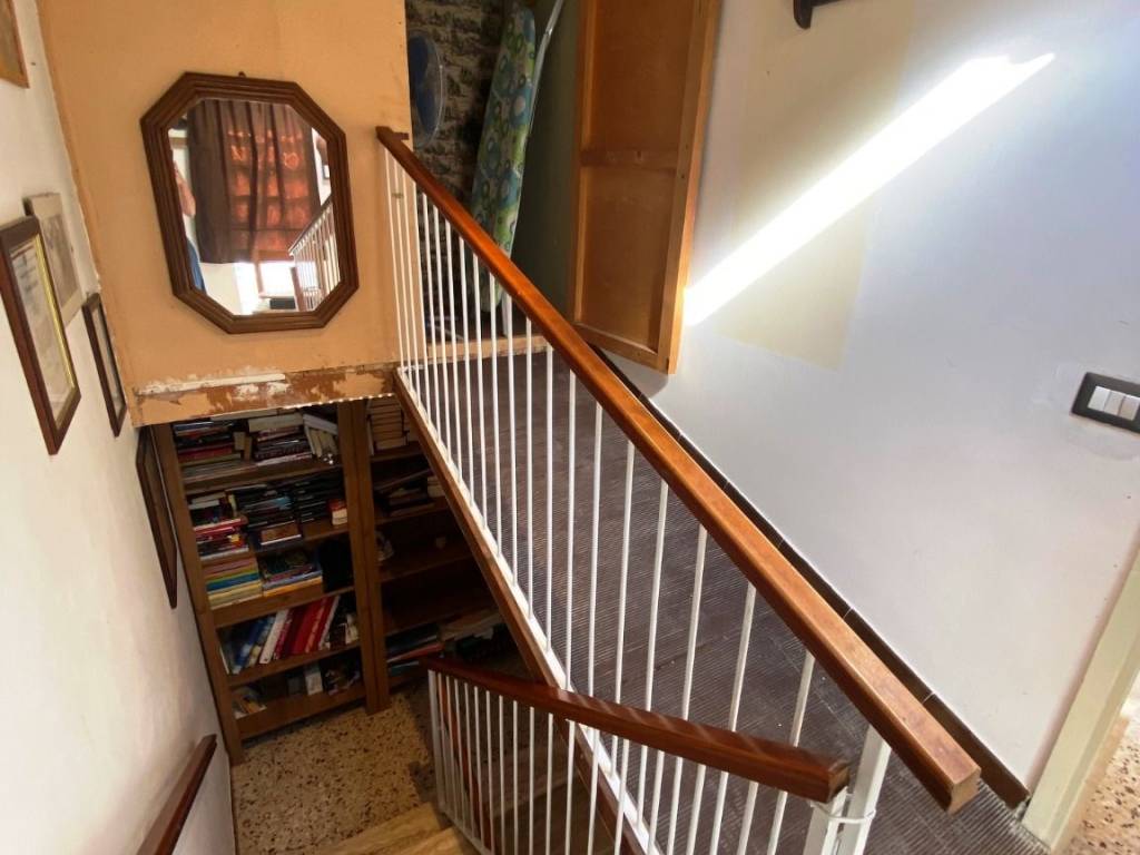 Casa indipendente a Esanatoglia - Foto 5