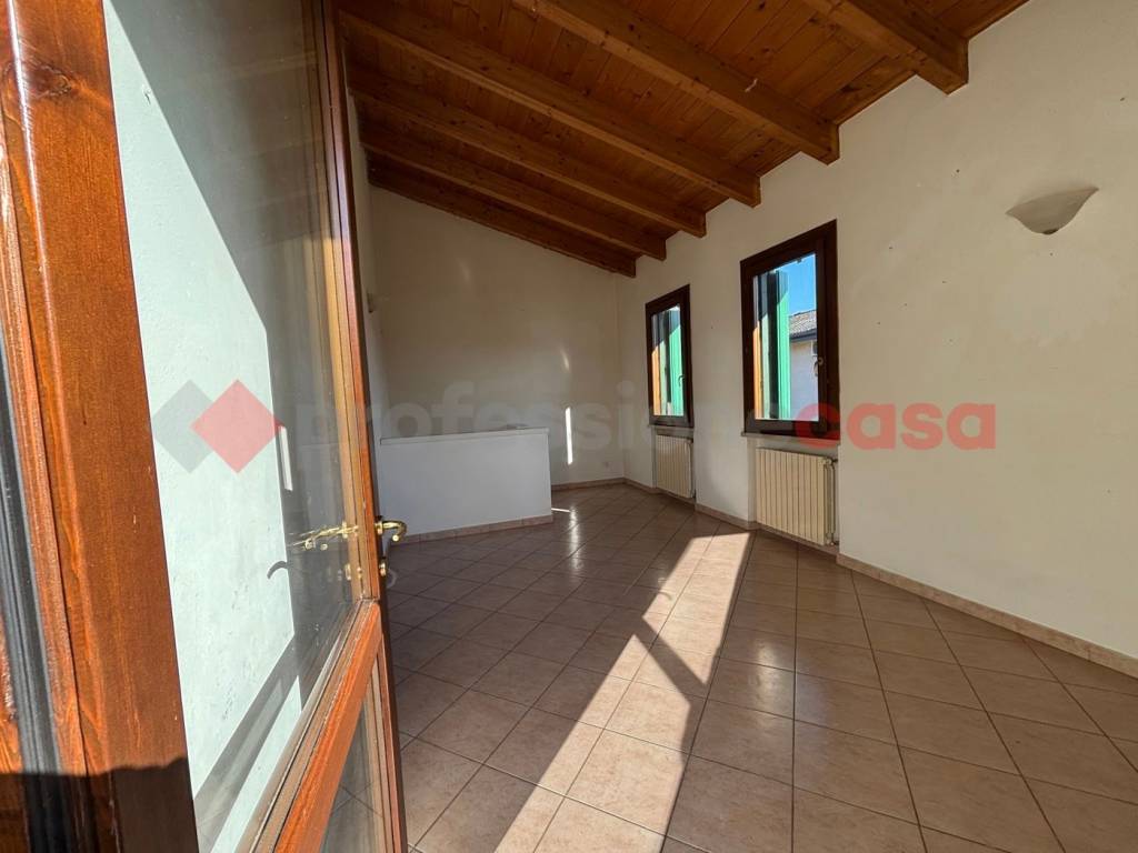 Appartamento a Legnago in Via Giacomo Matteotti, 32 - Foto 2