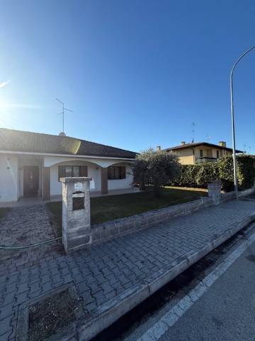 Villa a Pozzuolo del friuli in Via John Fitzgerald Kennedy - Foto 5