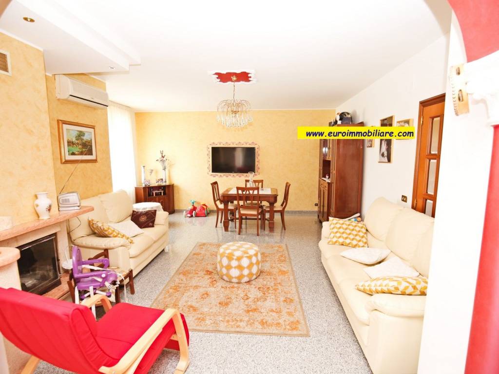 Villa a Pineto in Strada Comunale Colle Cretone - Foto 5