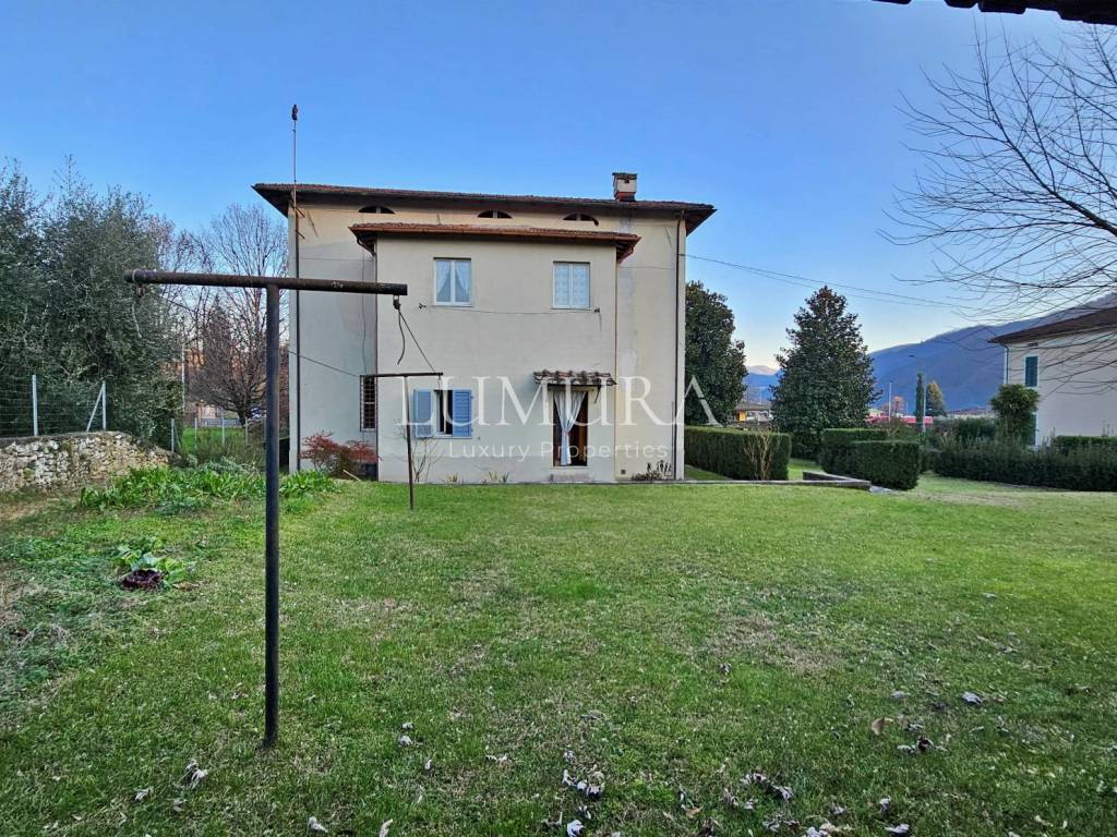 Villa a Coreglia antelminelli in Via della Croce - Foto 5
