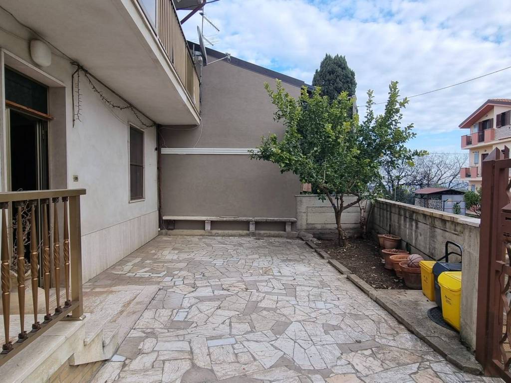 Casa indipendente a Pescara in Strada Colle Scorrano, 96 - Foto 4