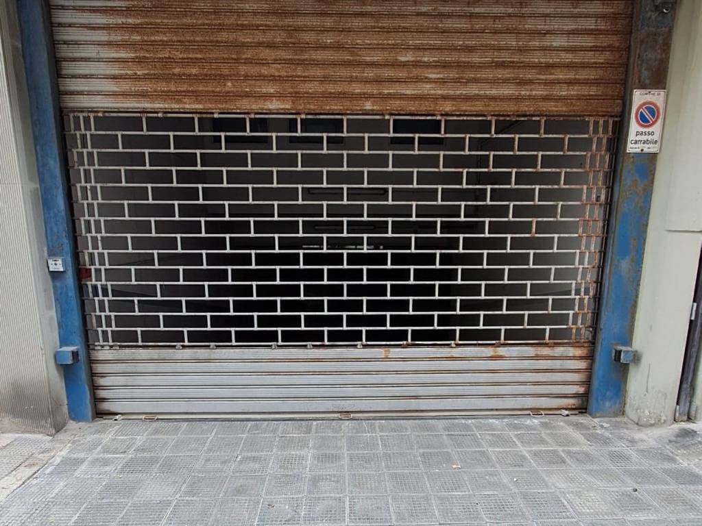 Box / garage a Bari in Via Carlo Guarnieri - Foto 4