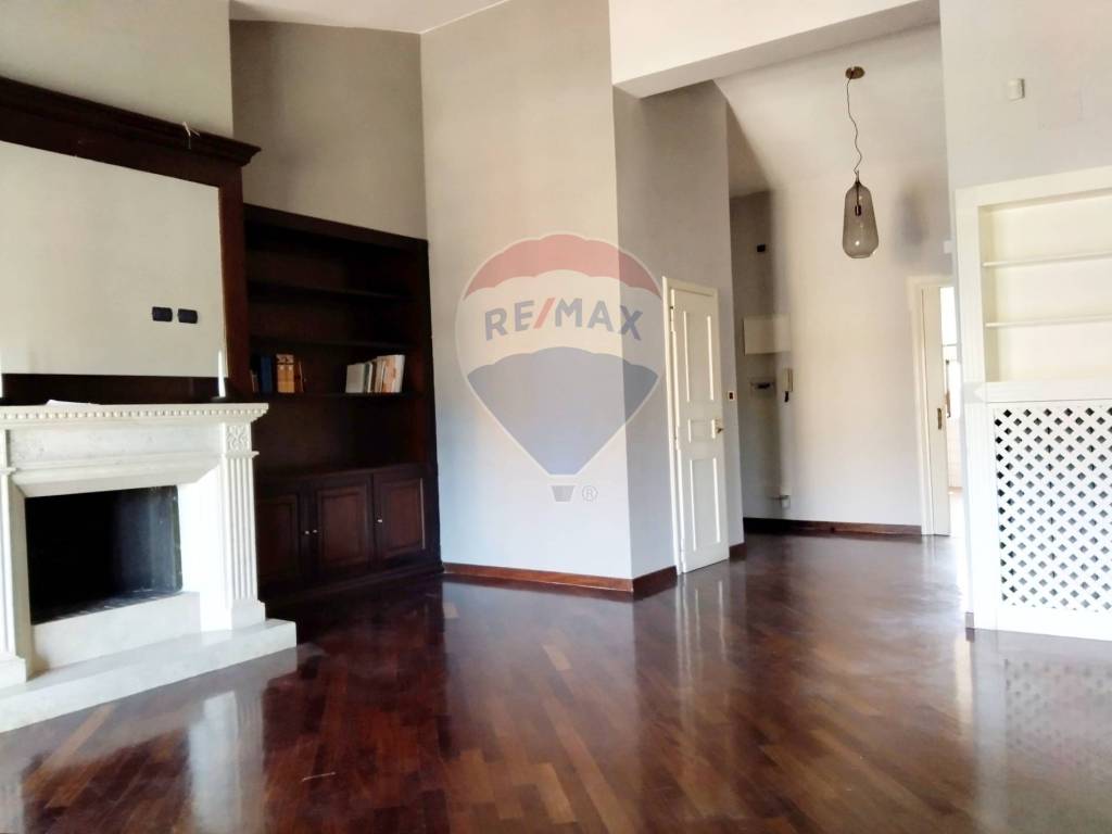 Appartamento a Caserta in Via PETRARCA, 25 - Foto 4