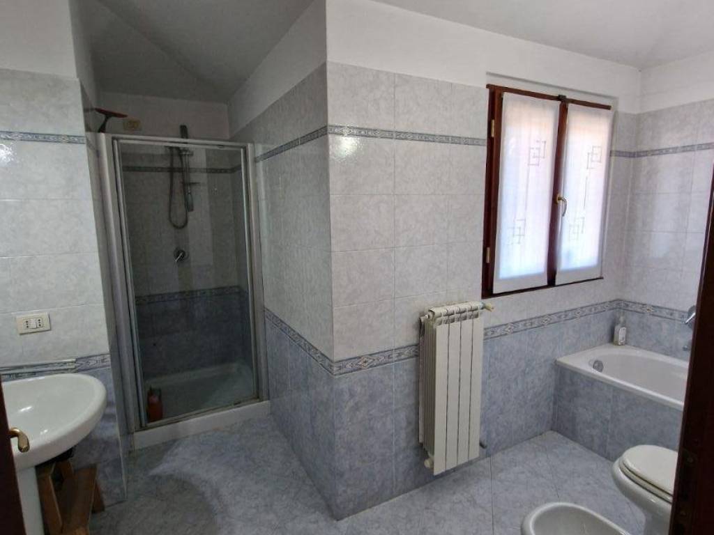 Villa a Uboldo in Via 20 Settembre - Foto 5