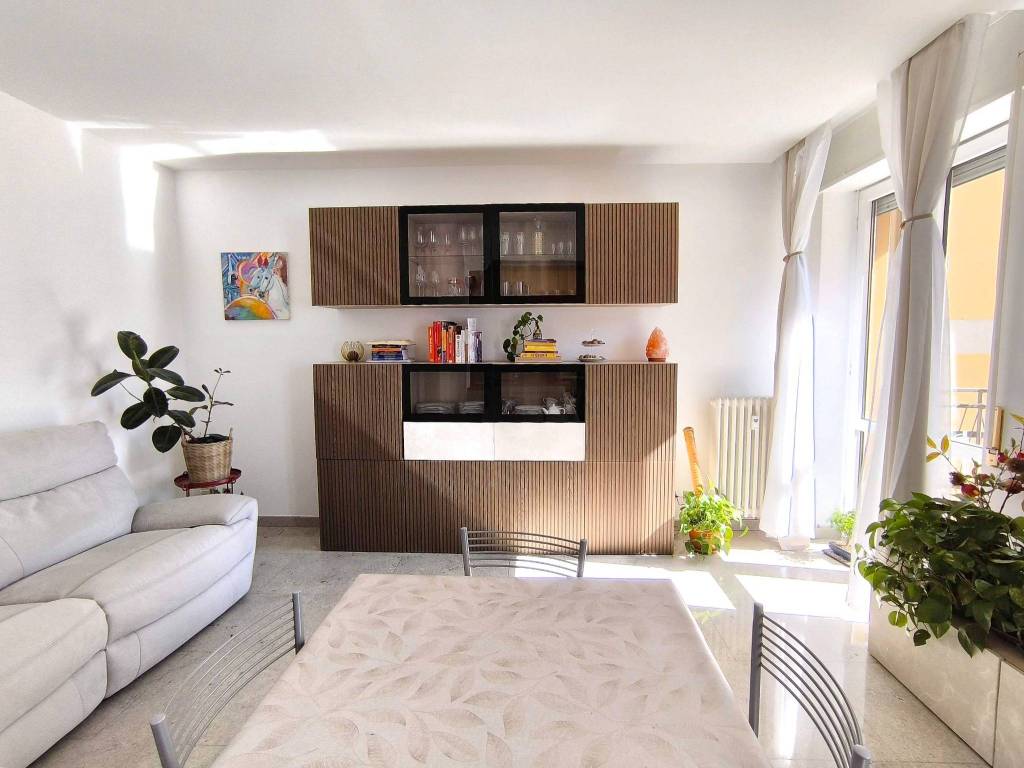 Appartamento a Malgrate in Via Monsignor Polvara - Foto 2