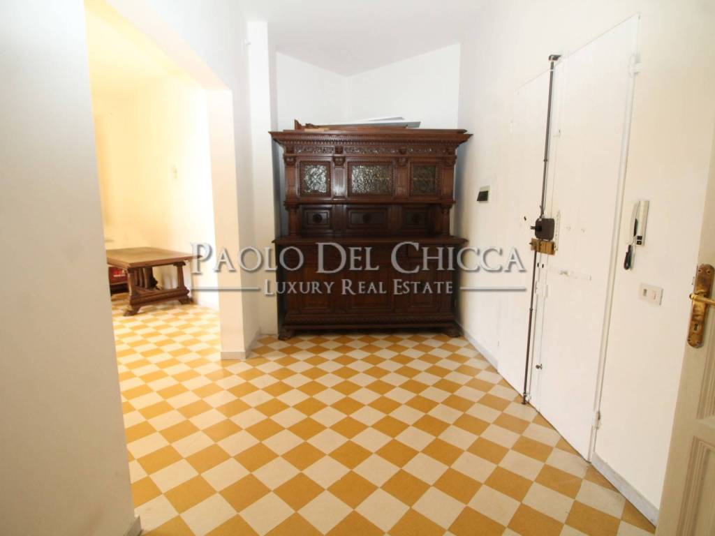 Appartamento a Livorno in Piazza Giacomo Matteotti - Foto 2