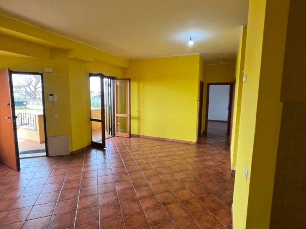 Appartamento a Aprilia in Via dei Cinque Archi, 25 - Foto 3