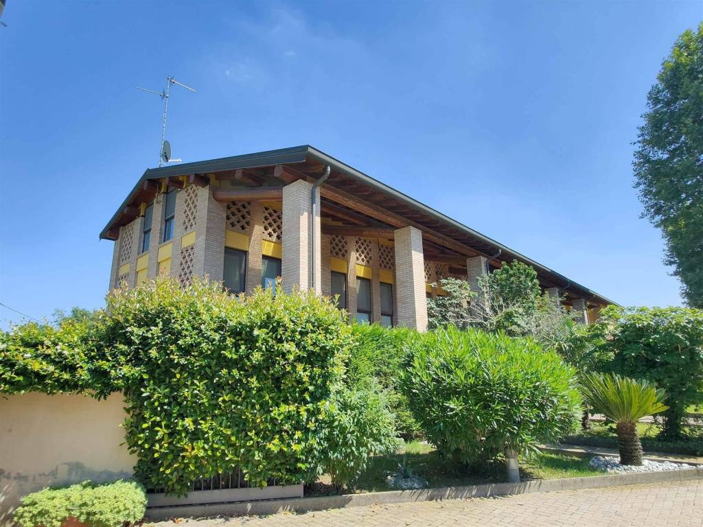 Casa indipendente a Lodi in Cascina Barbinetta - Foto 3