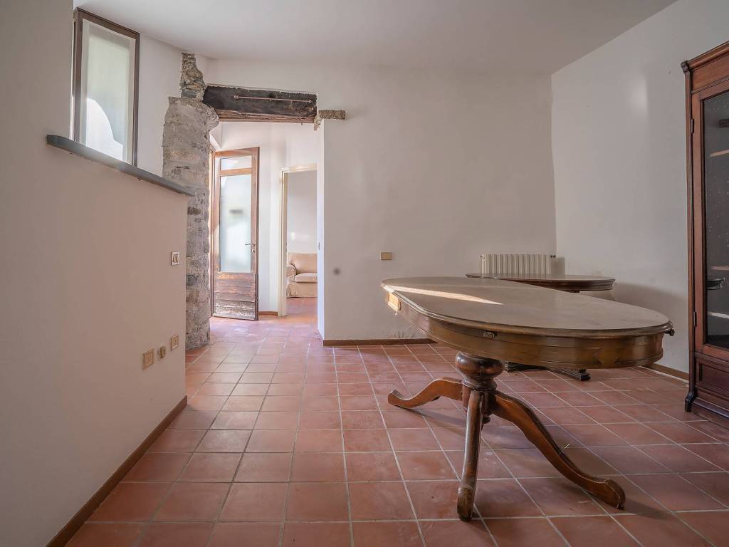 Appartamento a Pettenasco in Via Fara Forni Gino - Foto 4