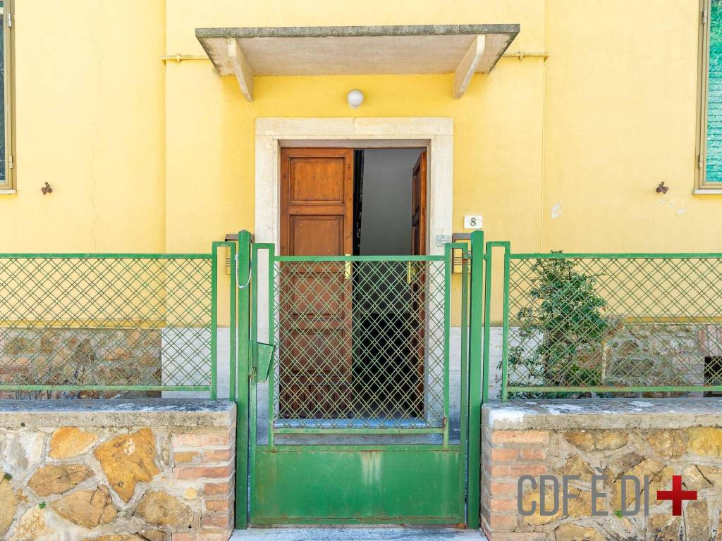 Appartamento a Massa marittima in Via Rovini - Foto 2