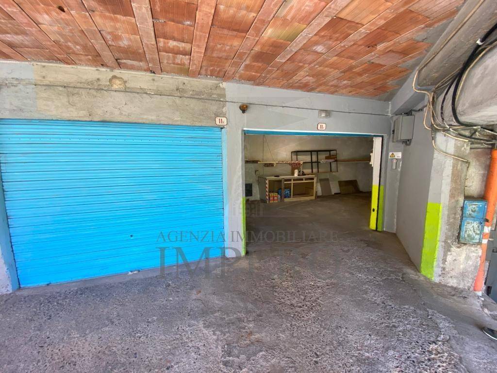 Box / garage a Ventimiglia in Via Anacleto Hughes, 11 - Foto 2