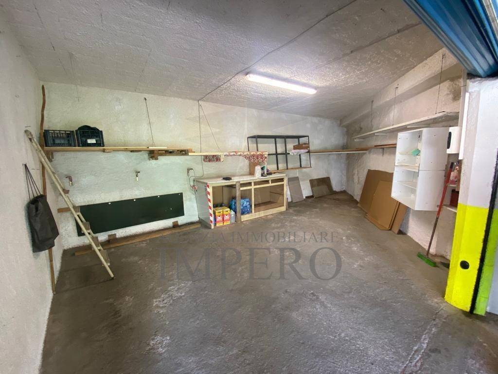 Box / garage a Ventimiglia in Via Anacleto Hughes, 11 - Foto 3