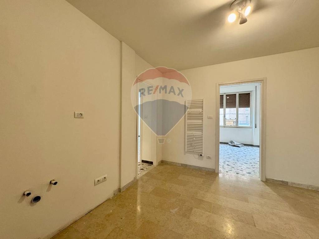 Appartamento a Mantova in PIAZZA 80 FANTERIA, 6 - Foto 5