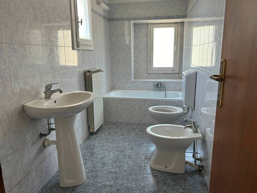 Appartamento a Verbania in Via Vigne Basse - Foto 4