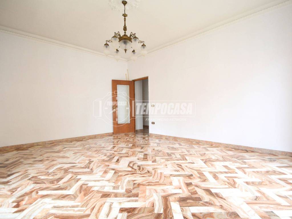 Appartamento a Putignano in Via Fratelli Bandiera - Foto 5