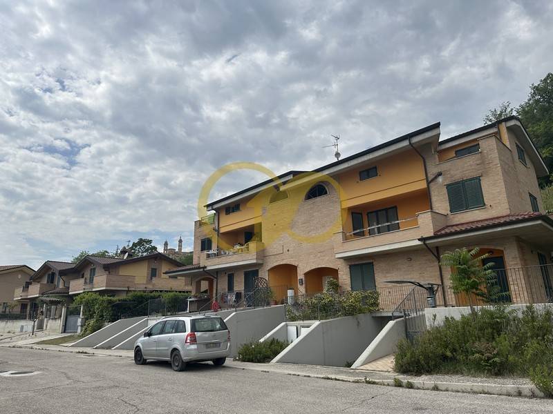 Appartamento a Montecosaro in Viale della Vittoria - Foto 4