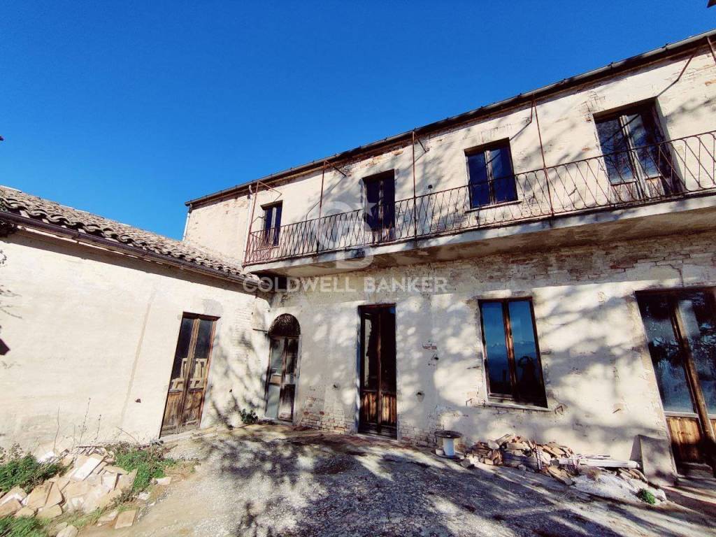 Casa indipendente a Monterubbiano in Via Trento e Trieste, 17 - Foto 2