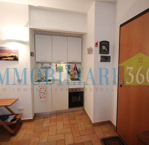 Appartamento a Orbetello in Via Mazzini 11 - Foto 3