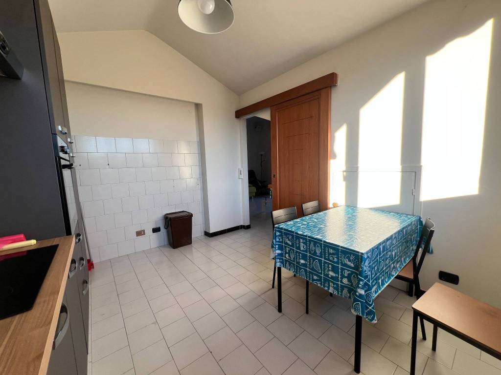 Appartamento a Castagnito in Via 4 Novembre, 52 - Foto 3
