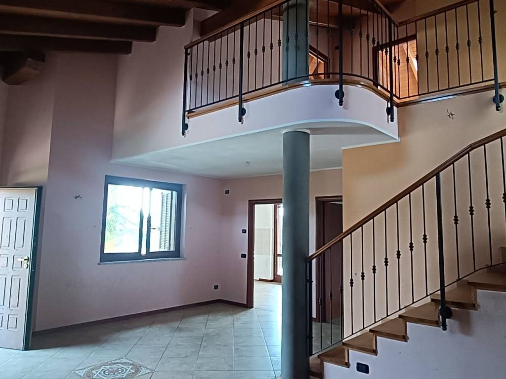 Villa a Borgomanero - Foto 2