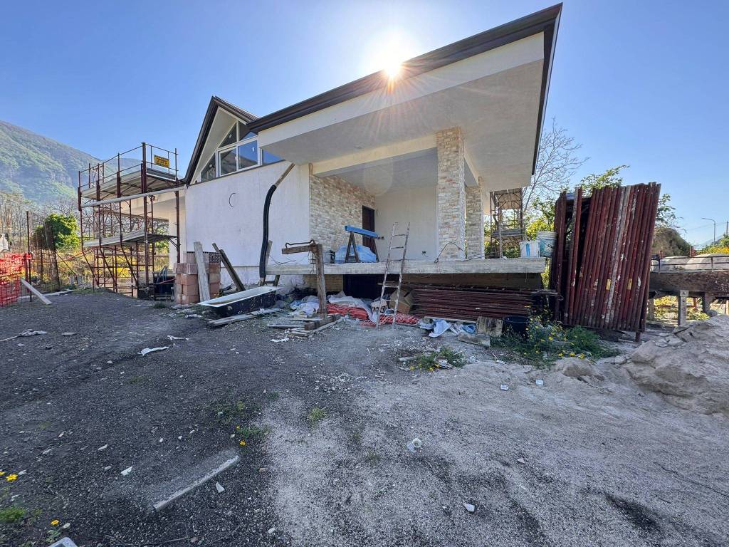 Villa a Sarno in Via Petraro - Foto 2