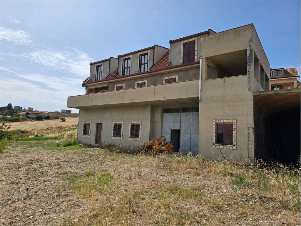 Villa a Enna in REGIA TRAZZERA CALASCIBETTA BARRAFRANCA, 252 A - Foto 2