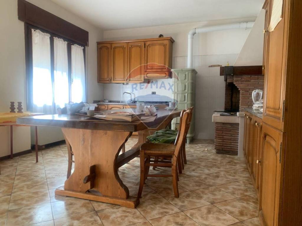 Casa indipendente a Sarmede in Via Cesare Battisti, 64 - Foto 4