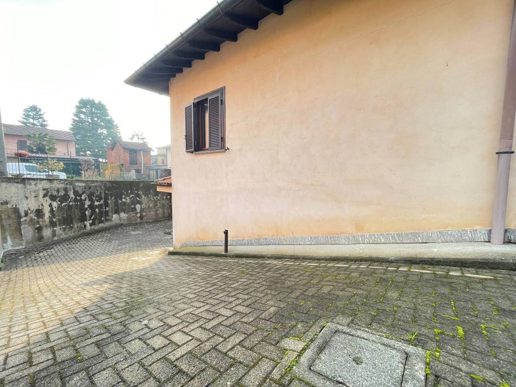 Villa a Carnago in Via Dante Alighieri, 4 - Foto 5