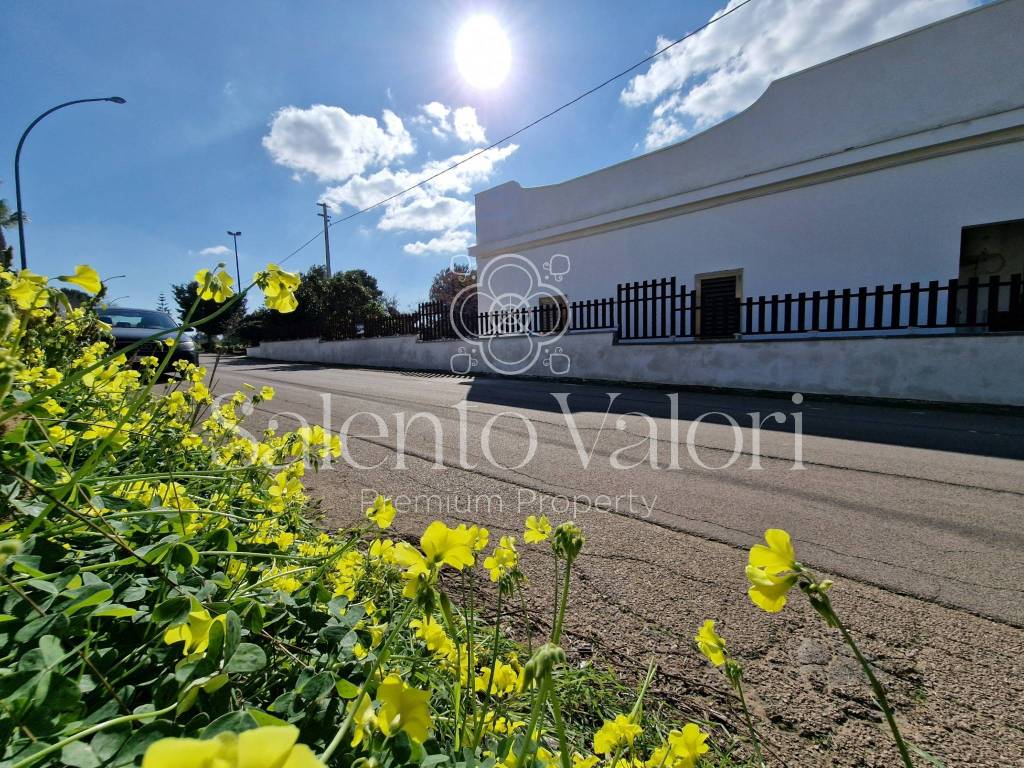 Villa a Parabita in Via Provinciale Tuglie - Foto 2