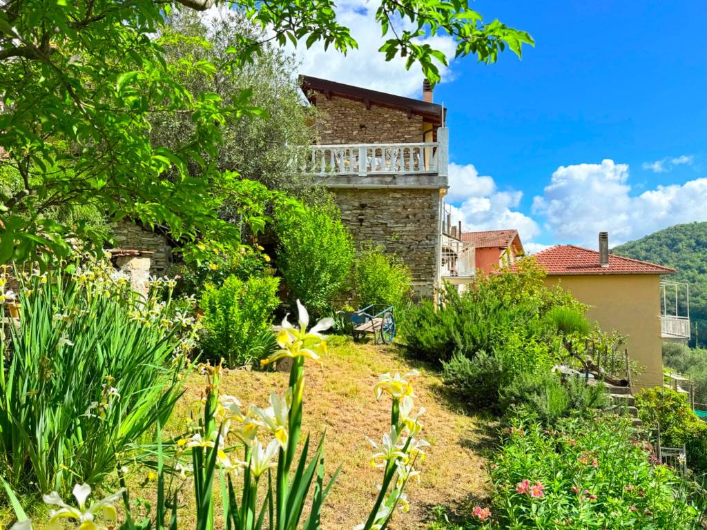 Appartamento a Testico in Frazione Ginestro - Foto 3