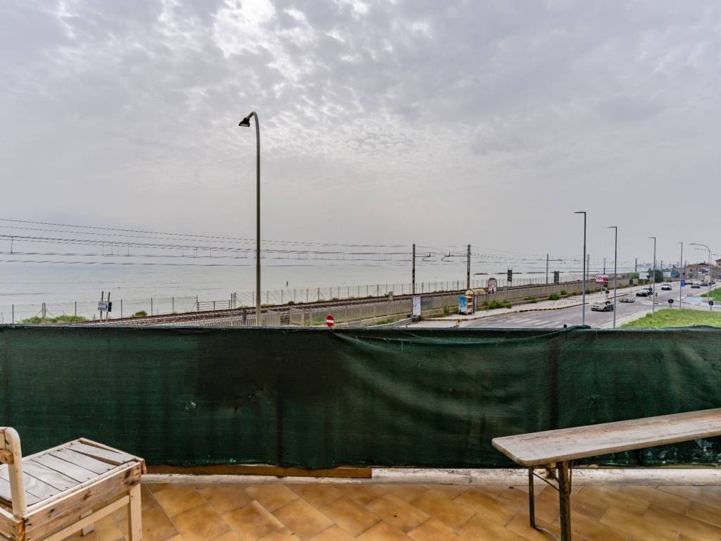 Appartamento a Civitanova marche in Via Cristoforo Colombo, 506 - Foto 2