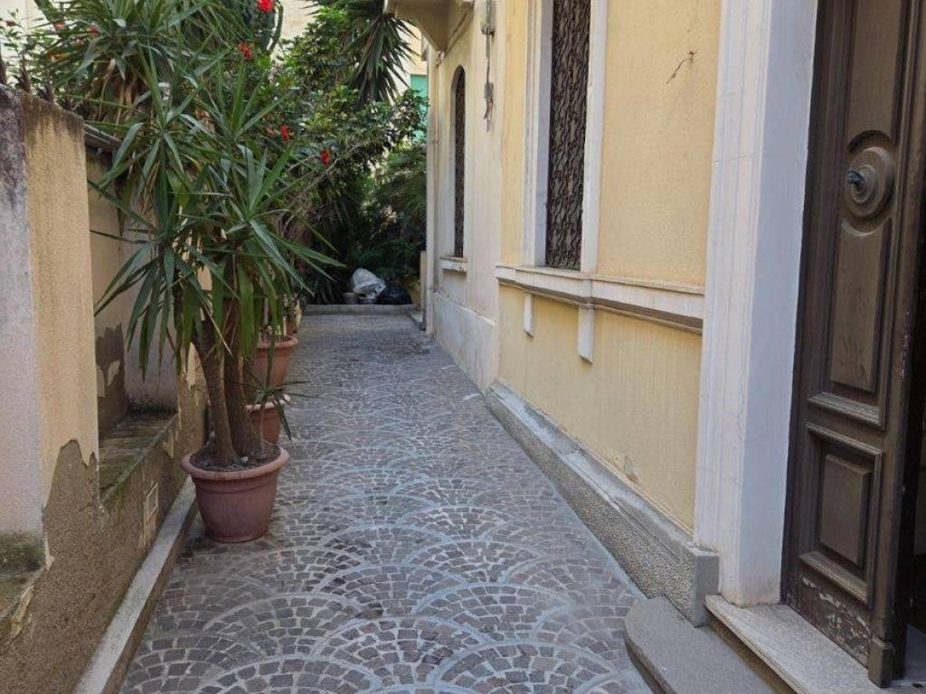 Appartamento a Reggio calabria in Via Tommaso Gulli - Foto 3