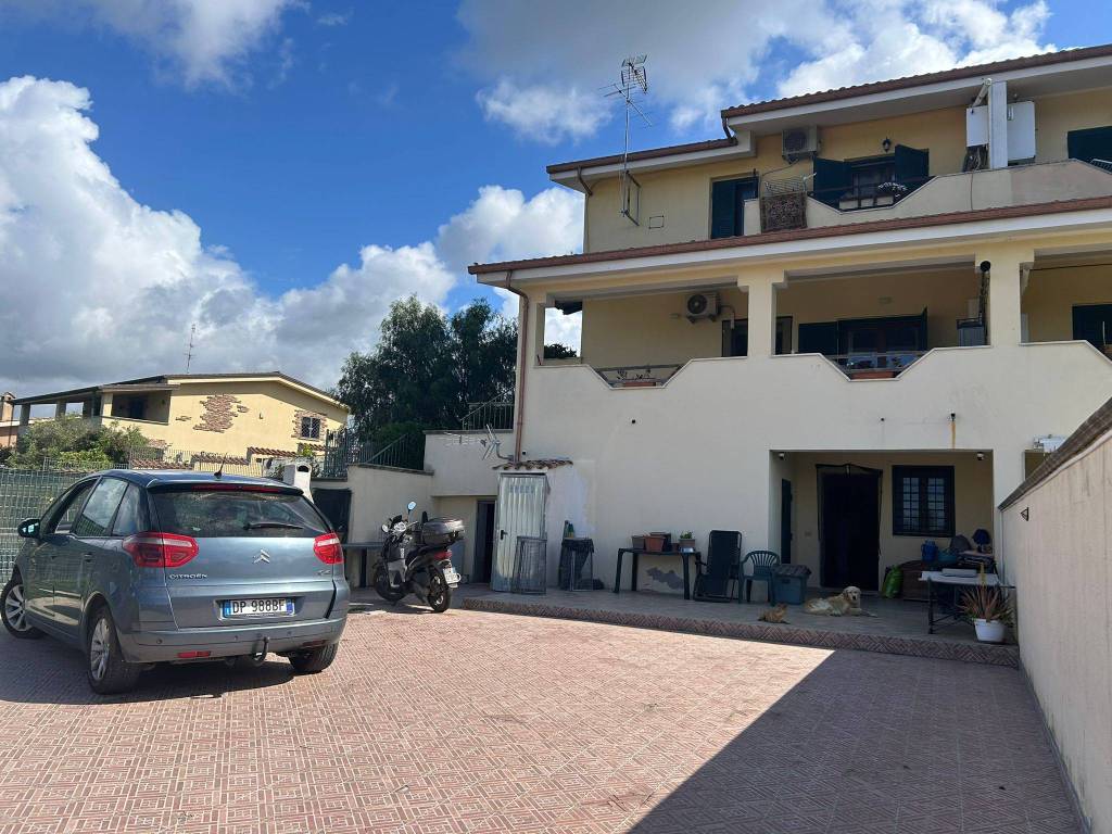 Appartamento a Aprilia in Via delle Tortore - Foto 3