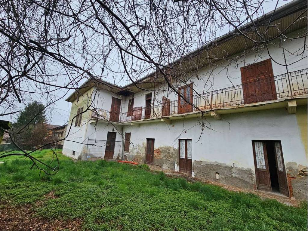 Casa indipendente a Casorate sempione in VIA MILANO, 156 - Foto 2