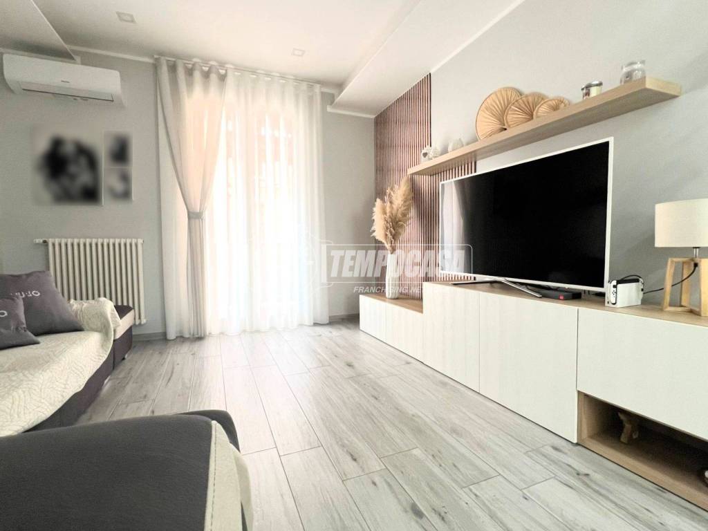 Appartamento a Gioia del colle in Piazza Don Luigi Sturzo - Foto 5