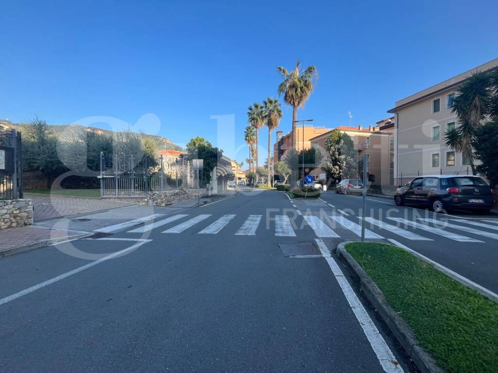 Appartamento a Borgio verezzi in Via IV Novembre - Foto 4