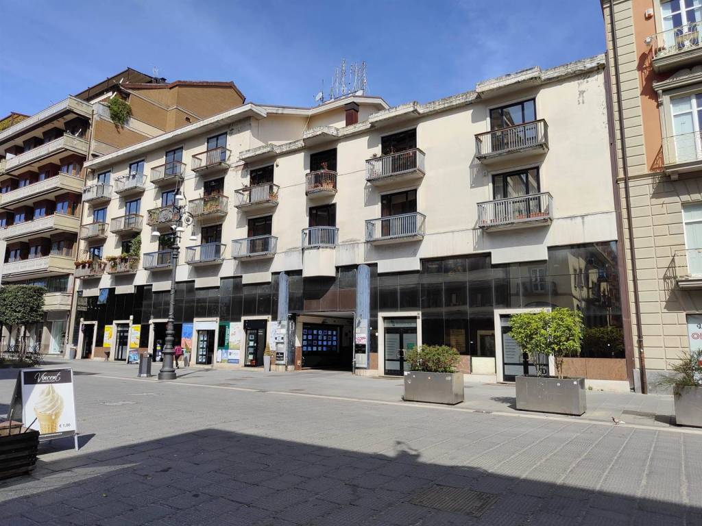 Appartamento a Avellino in corso vittorio emanuele - Foto 2
