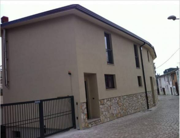 Box / garage a Avellino in via cortiglia, 49 - Foto 2