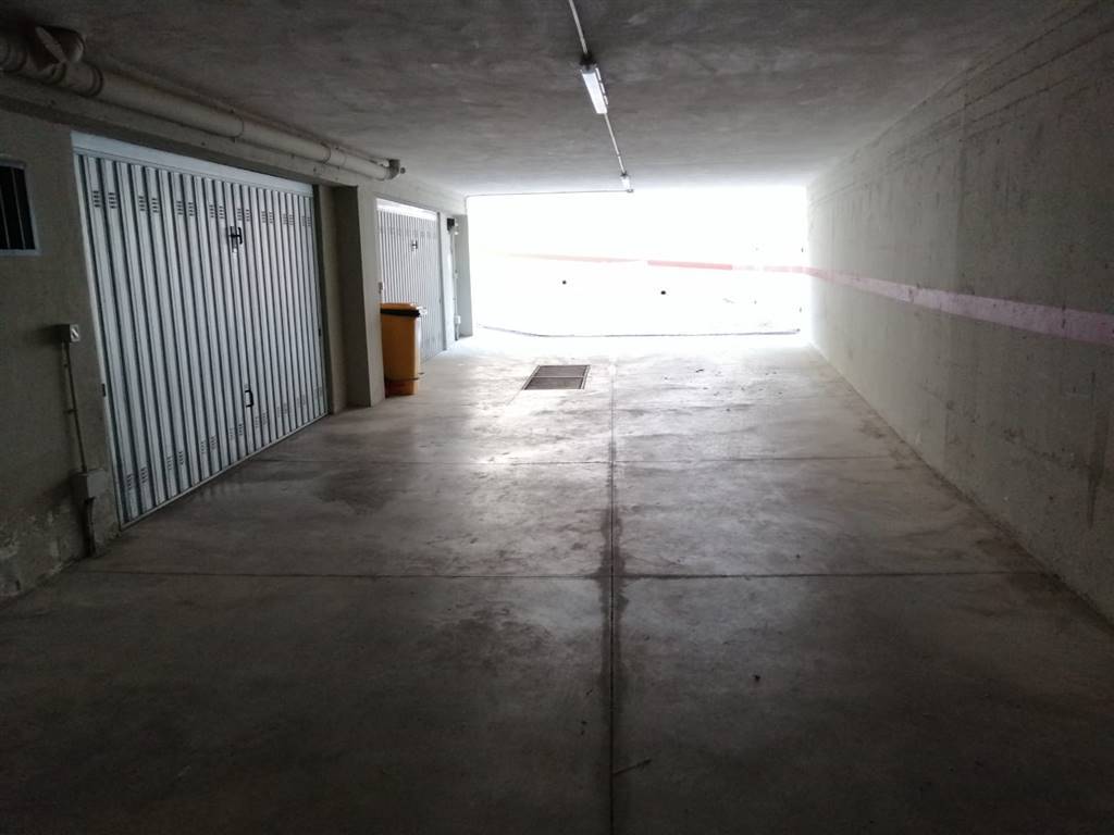 Box / garage a Avellino in via cortiglia, 49 - Foto 3