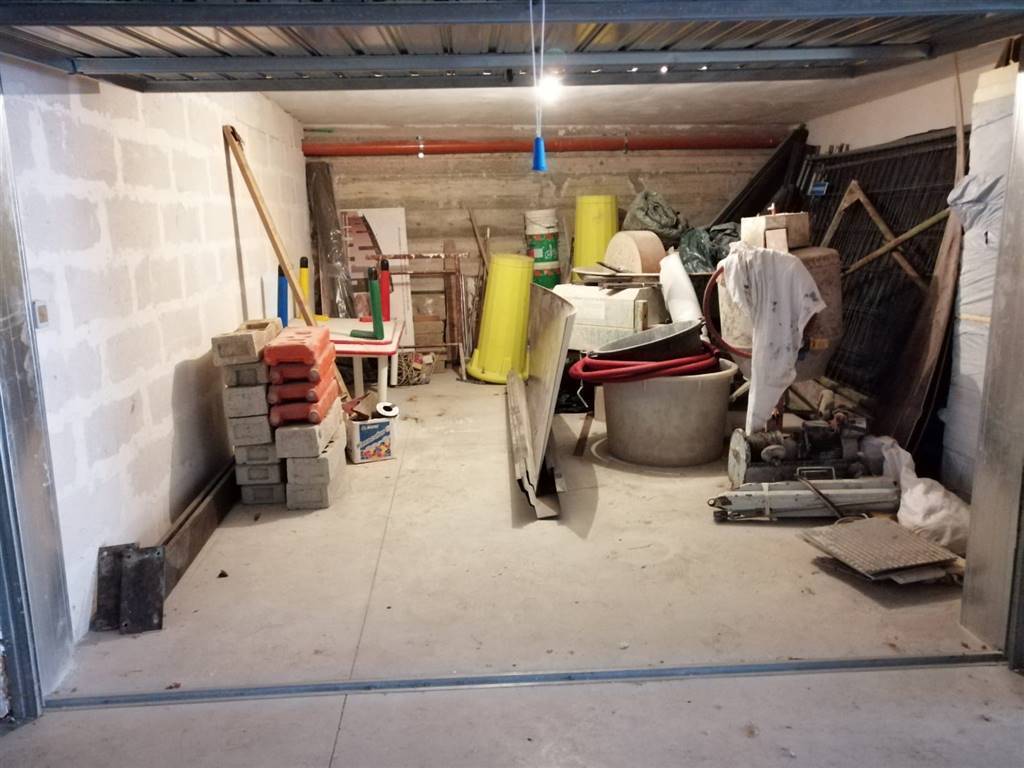 Box / garage a Avellino in via cortiglia, 49 - Foto 4