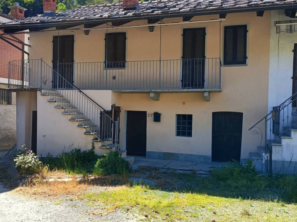 Villa a Barge in Via Paesana, 21 - Foto 2