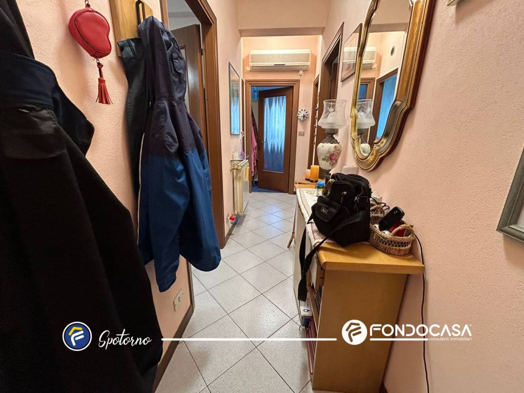 Appartamento a Spotorno in Via Giuseppe Mazzini - Foto 4