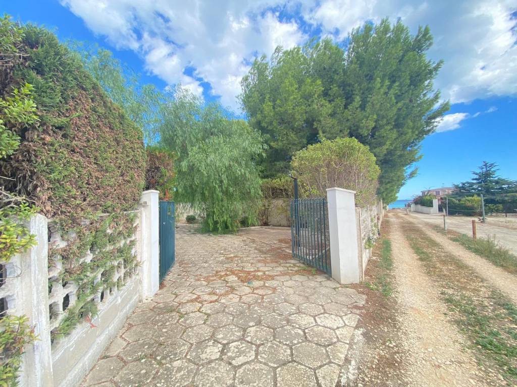 Villa a Trani in SS16 - Foto 2