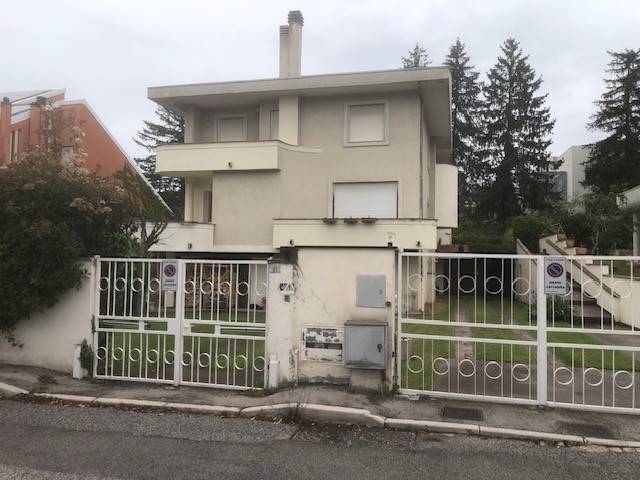 Villa a Avezzano in Via Guido d'Arezzo, 11 - Foto 5