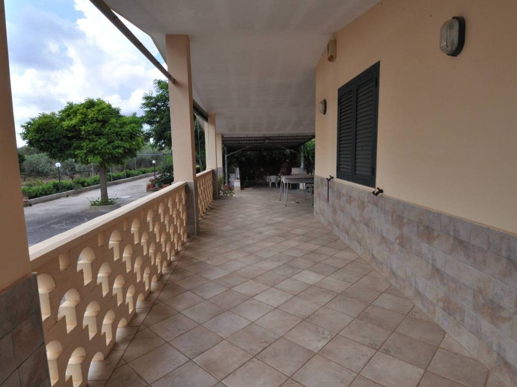 Villa a Carovigno in Contrada Grottamiranda - Foto 3